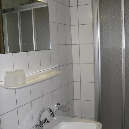 费伦沃农沃法特酒店 * 耶岑斯