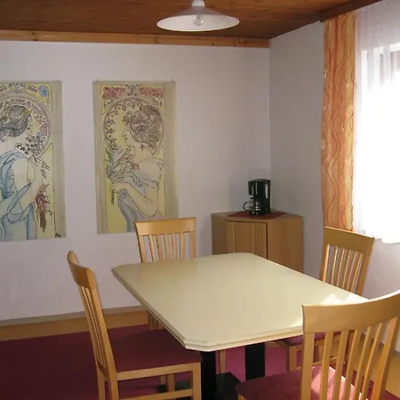 费伦沃农沃法特酒店 * 耶岑斯