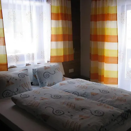 费伦沃农沃法特酒店 * 耶岑斯